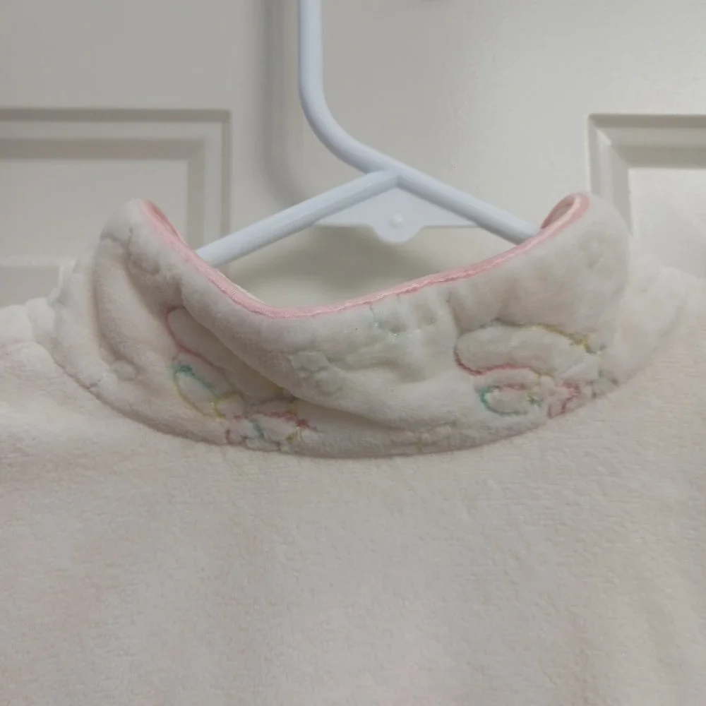 Vintage‎ Saks Fifth Avenue Ivory Housecoat Size Medium Velour Quilted